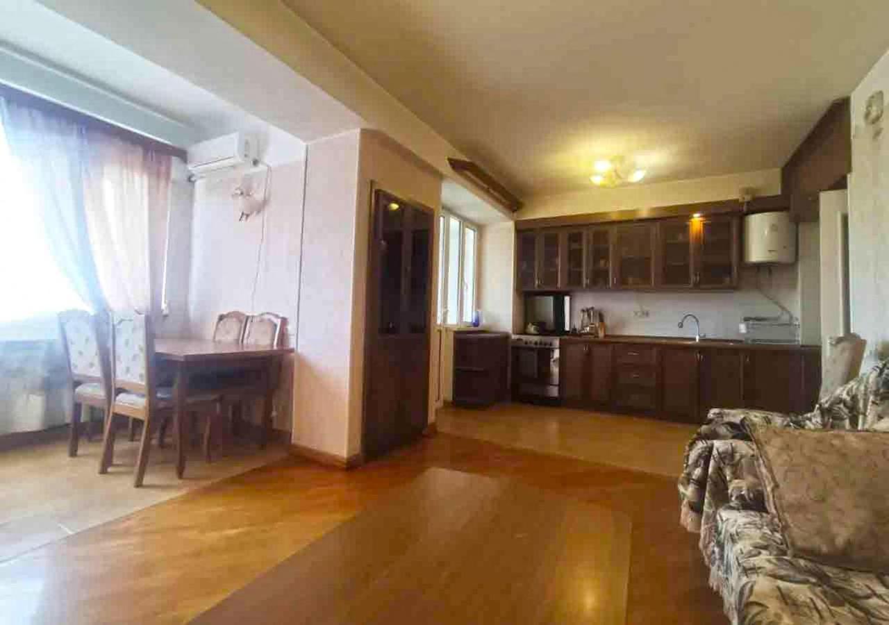 3 Room Apartment In Small Center Of Ereván Exterior foto